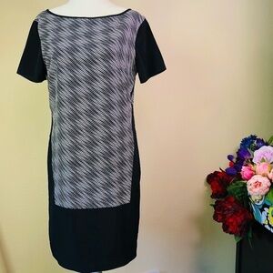 Armani Exchange Black White Geometric Shift Dress